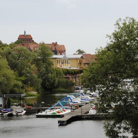Hotel Garni "Am Hafen" Havelberg Dış mekan fotoğraf