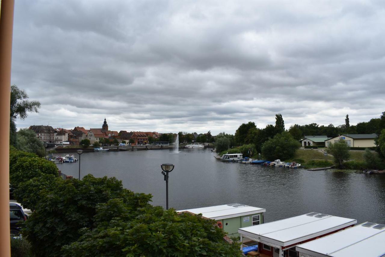 Hotel Garni "Am Hafen" Havelberg Dış mekan fotoğraf